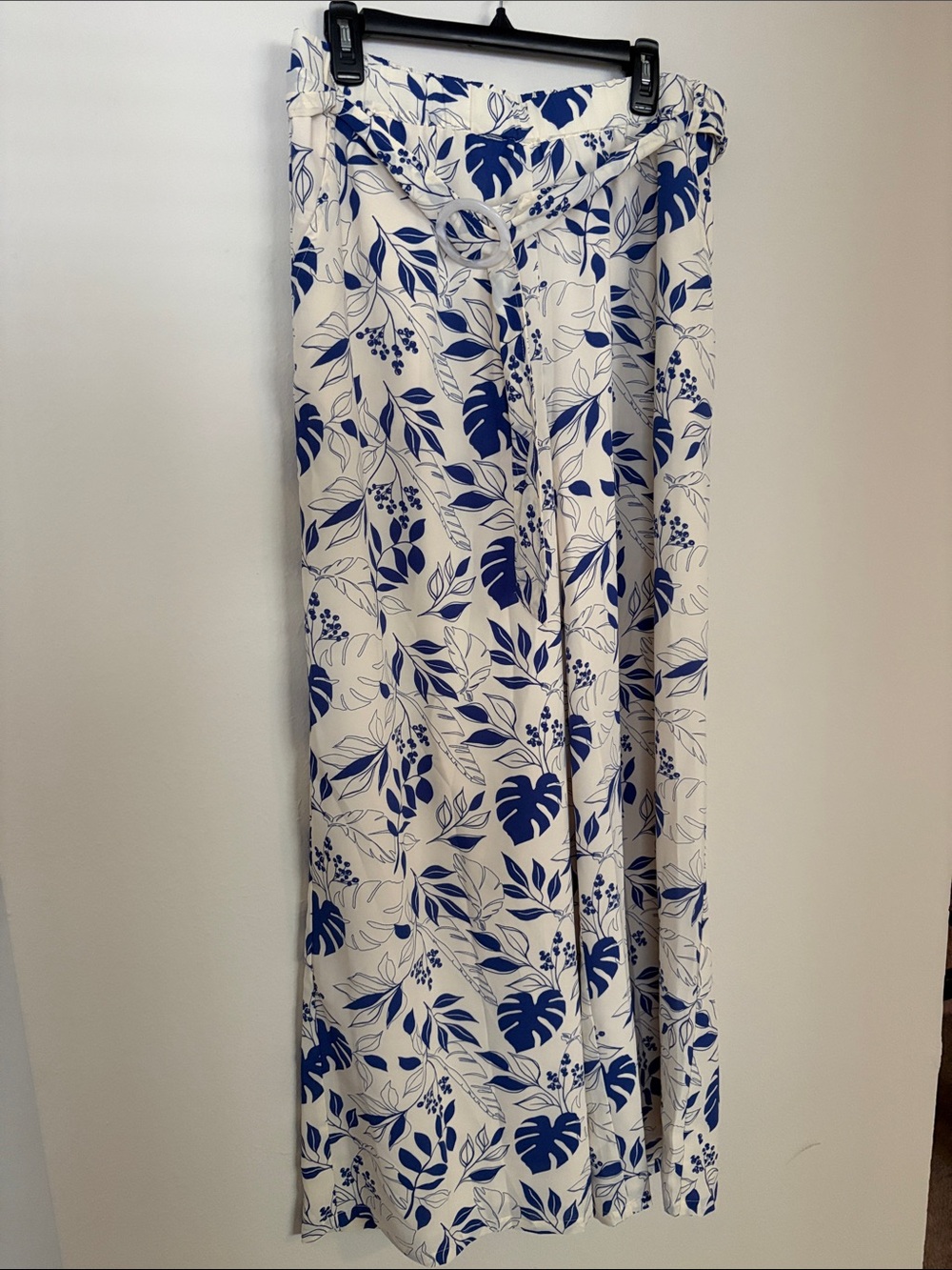Sugarlips White Flowy Pants with Blue Leaf Print